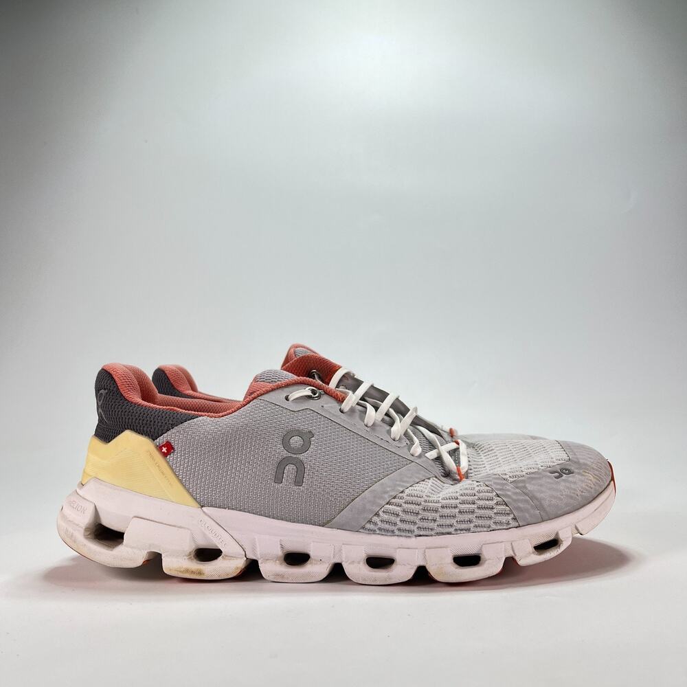 On Cloudflyer Gray Orange Running Shoes Athletic Sneakers 21.99032 Men’s Size 9